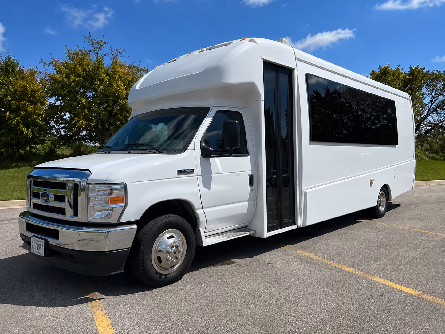 Cary Winery Tour & Pub Crawl Transportation