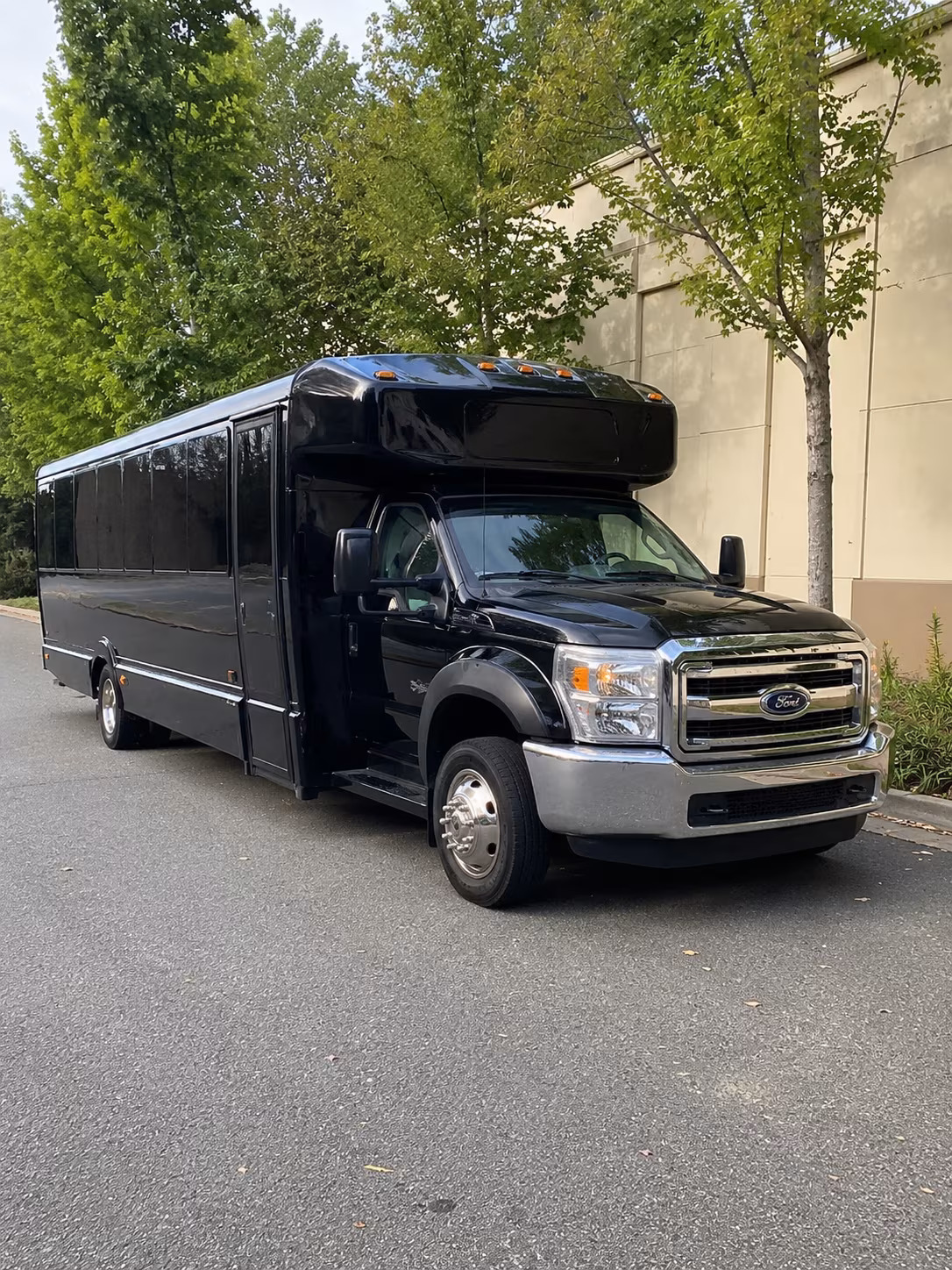 Greensboro Birthday, Sweet 16, & Quinceañera Transportation party bus exterior